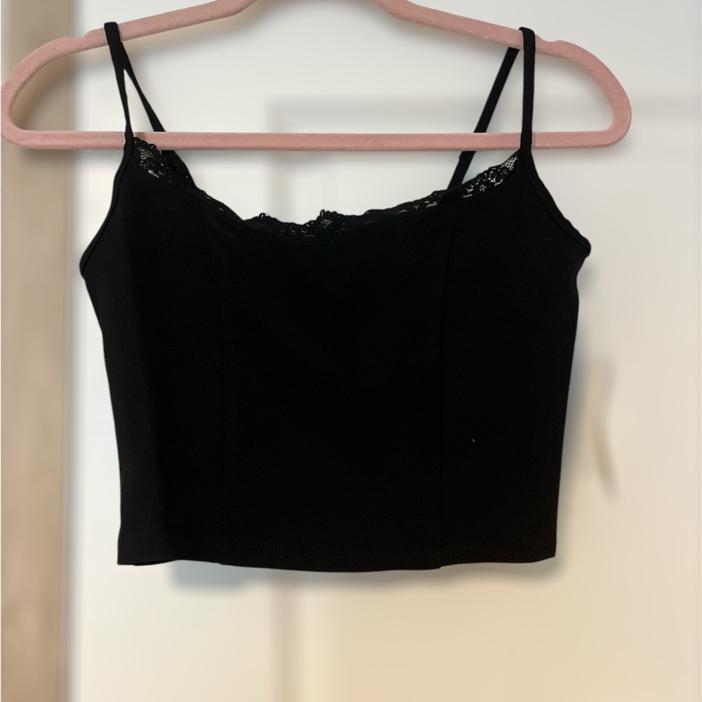 Black Sleeveless Fitted Crop Camisole